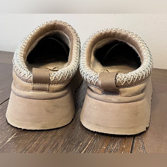 UGG Tasman Platform Slippers Womens size 8 - Picture 8 of 11